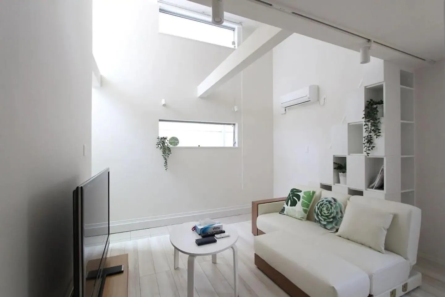 Apartment Building A101 / Vacation Stay 1274 Tokyo Japan
